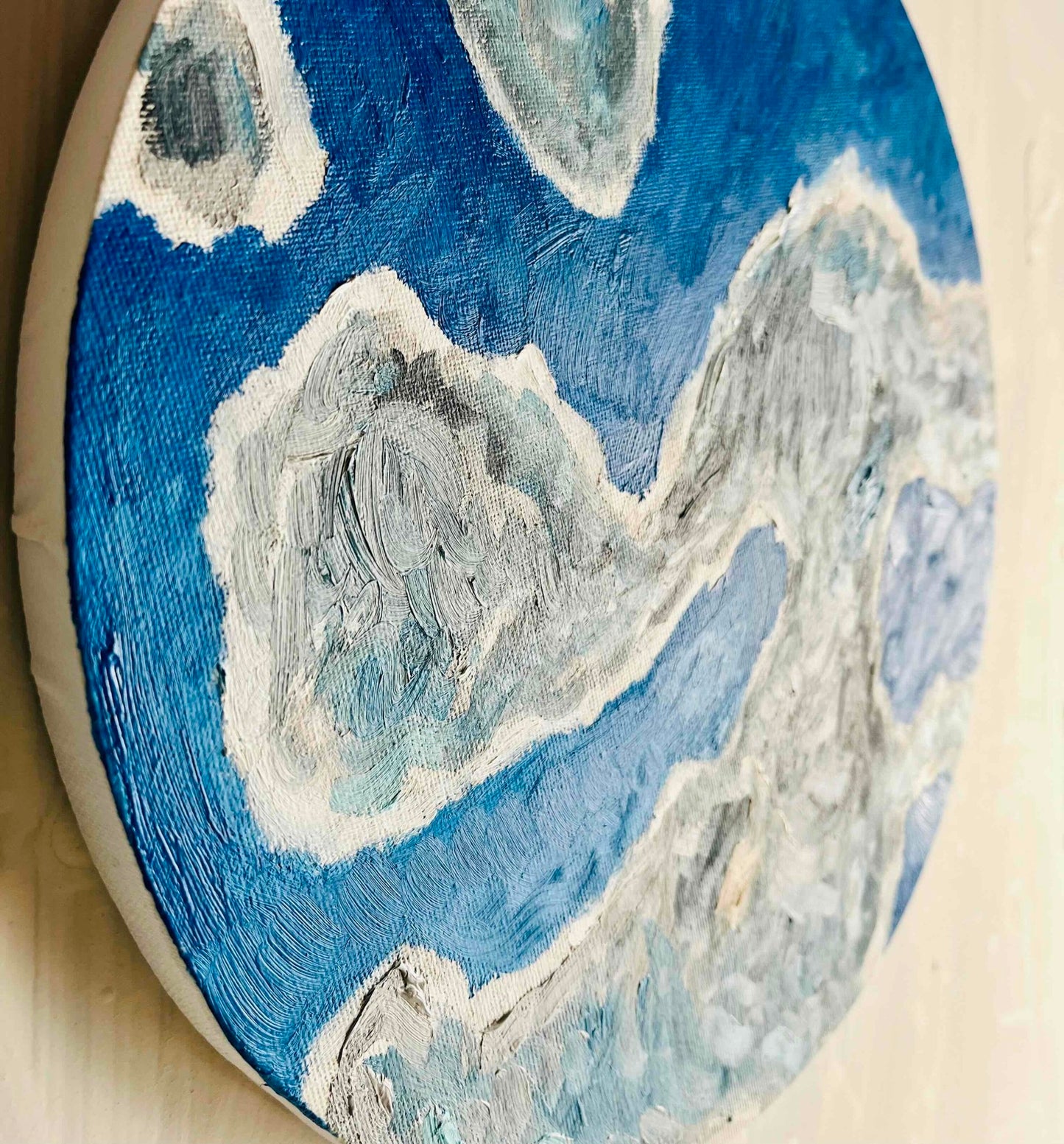 原画・油彩「野生の雲 20252」絵画・直径30㎝・アート・丸形キャンバス - FROM ARTIST