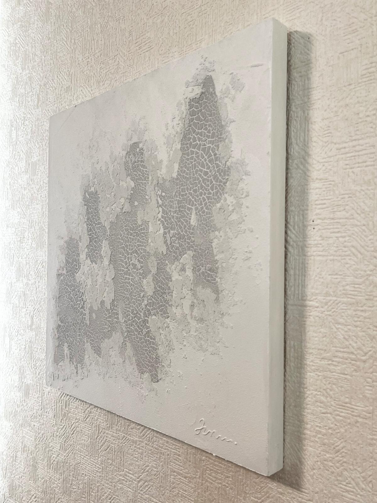 white crazing - FROM ARTIST