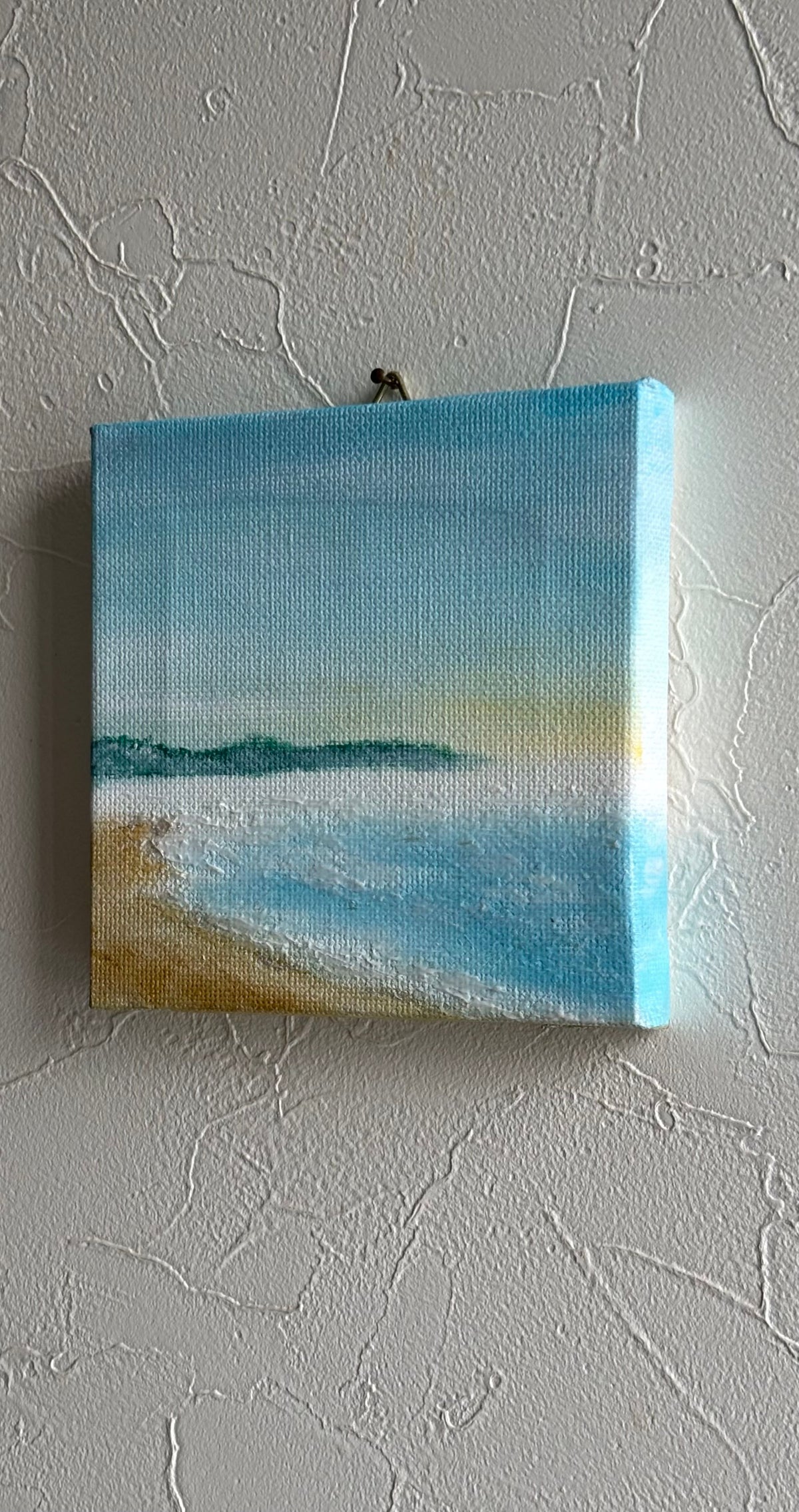 朝の海辺