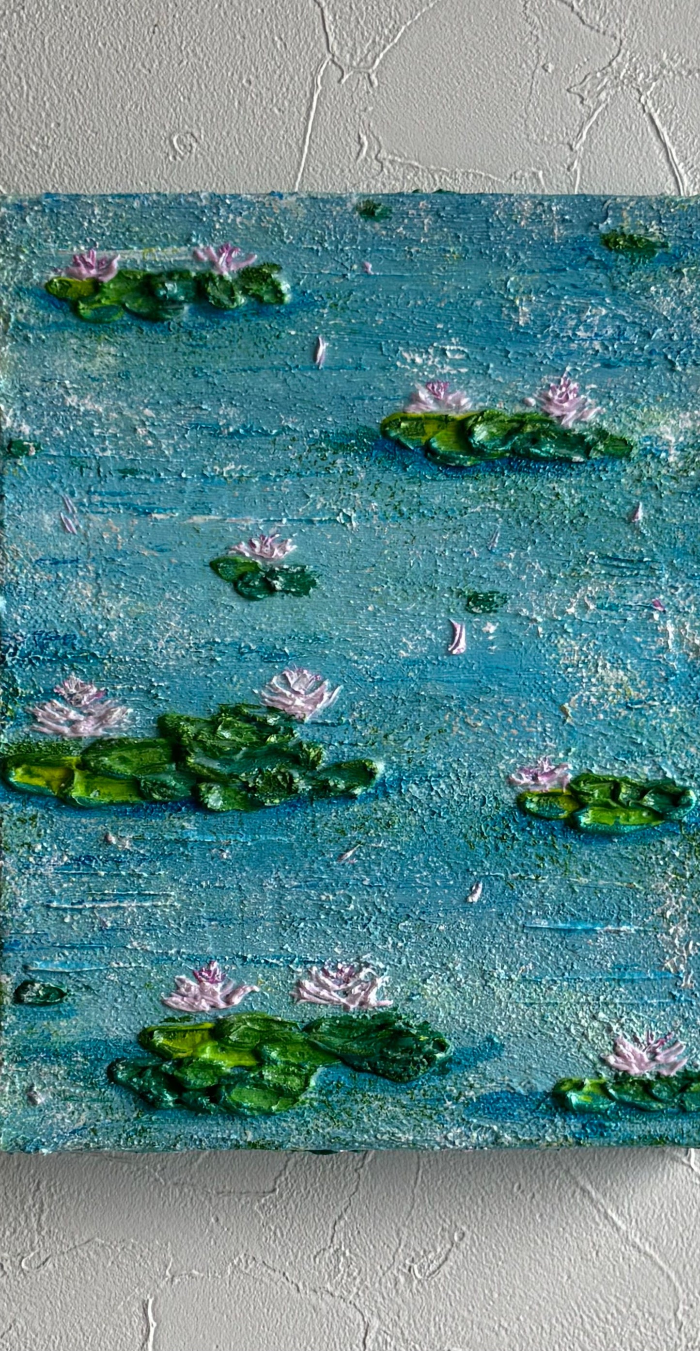 水に咲く睡蓮