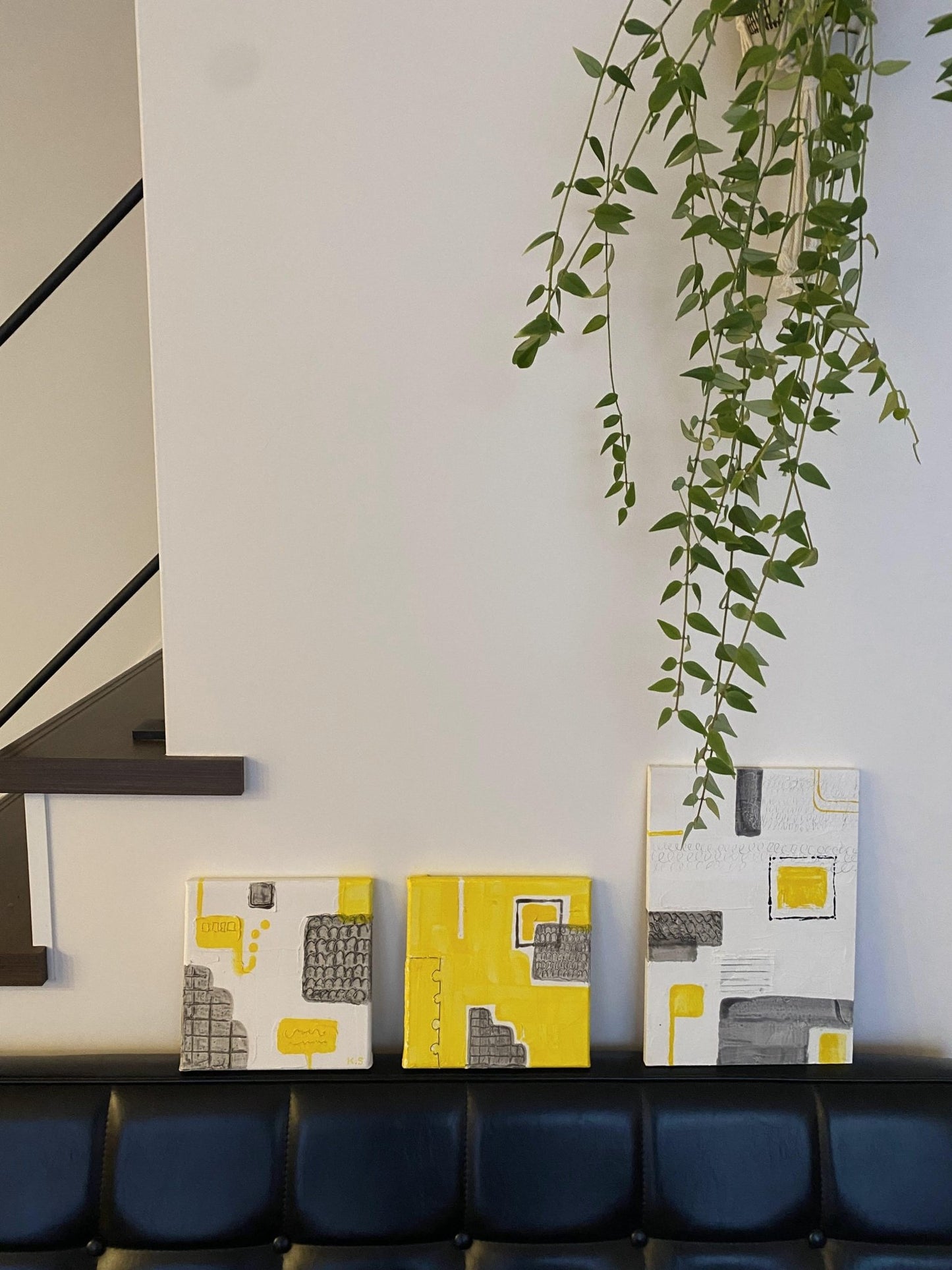 グレーとイエローのリズムA4 - FROM ARTIST