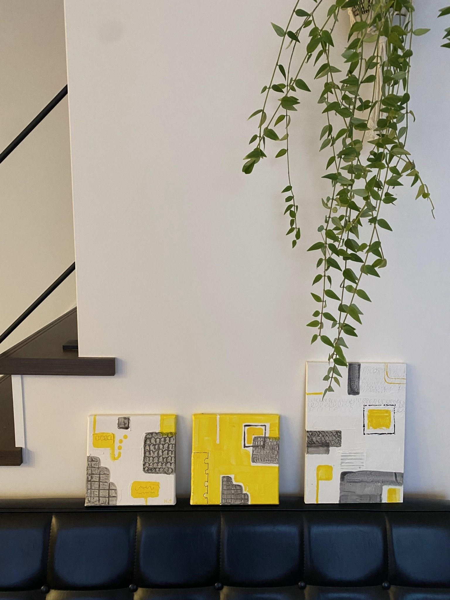 グレーとイエローのリズムA4 - FROM ARTIST