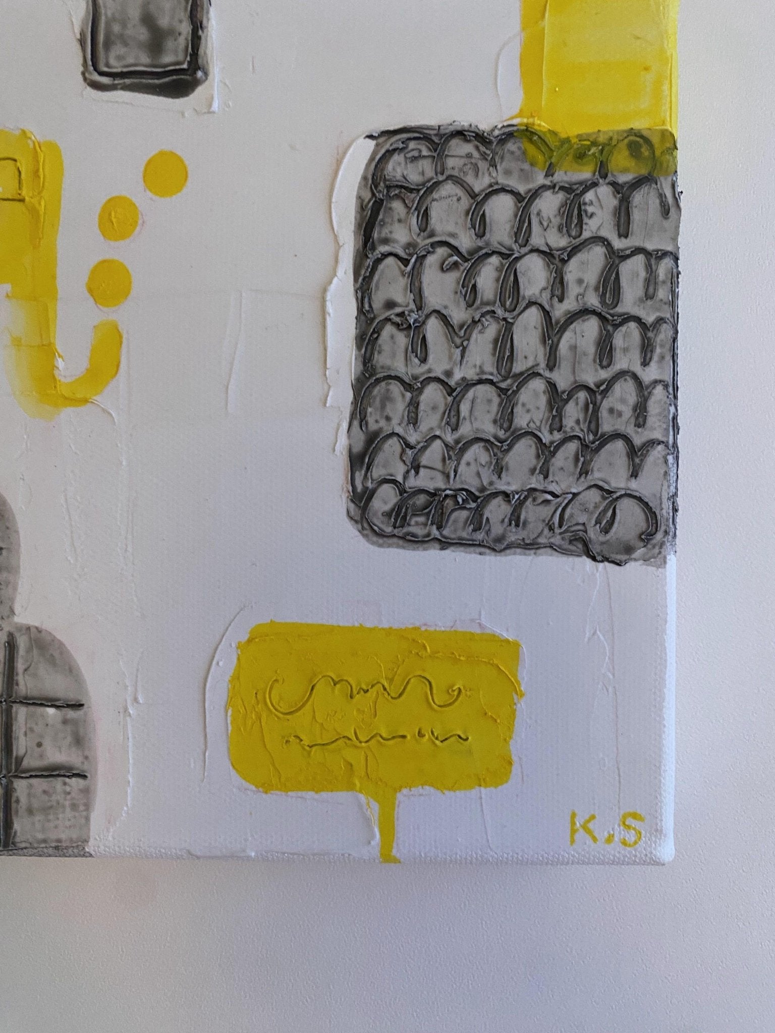 グレーとイエローのリズム　スクエア　ホワイトベースタイプ - FROM ARTIST