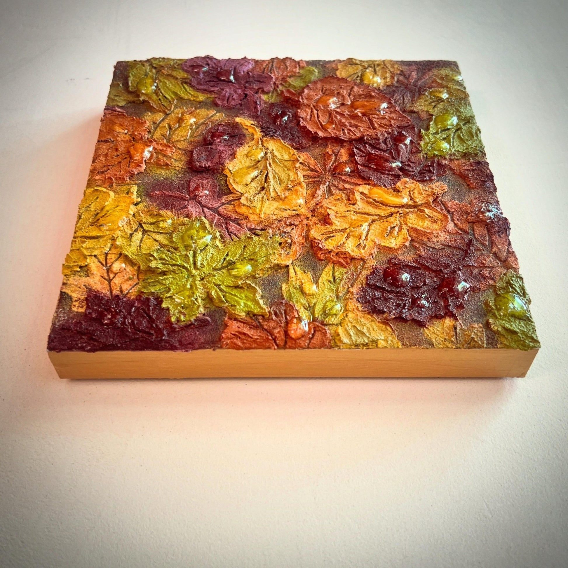 色づく森、雨上がり - FROM ARTIST